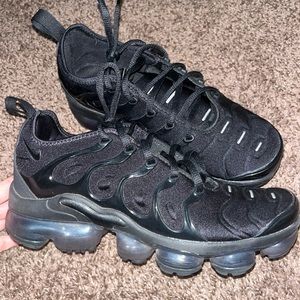 Nike Air VaporMax Plus women’s size 7
